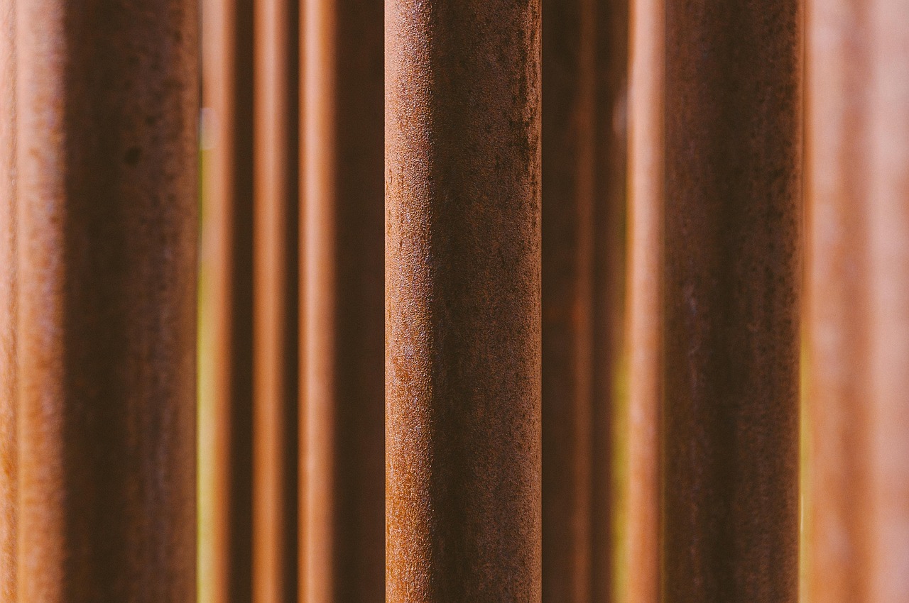 Jaką farbę do metalu wybrać?